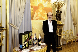 Эрик Булатов стал автором уникального дизайна лимитированной коллекции игристых вин «Абрау-Дюрсо»