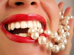 Народные средства отбеливания зубов
